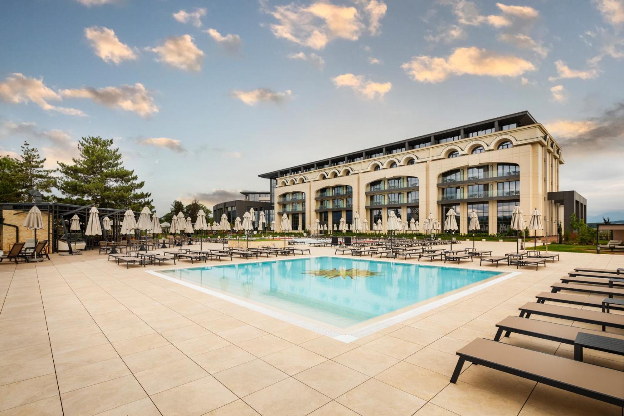 Kings' Valley Medical & Spa Hotel Kazanlŭk 외부 사진