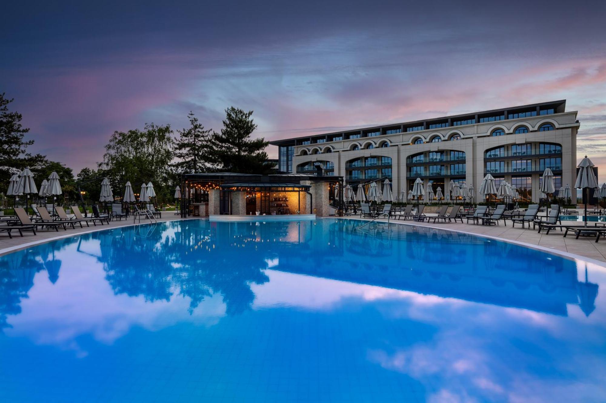 Kings' Valley Medical & Spa Hotel Kazanlŭk 외부 사진