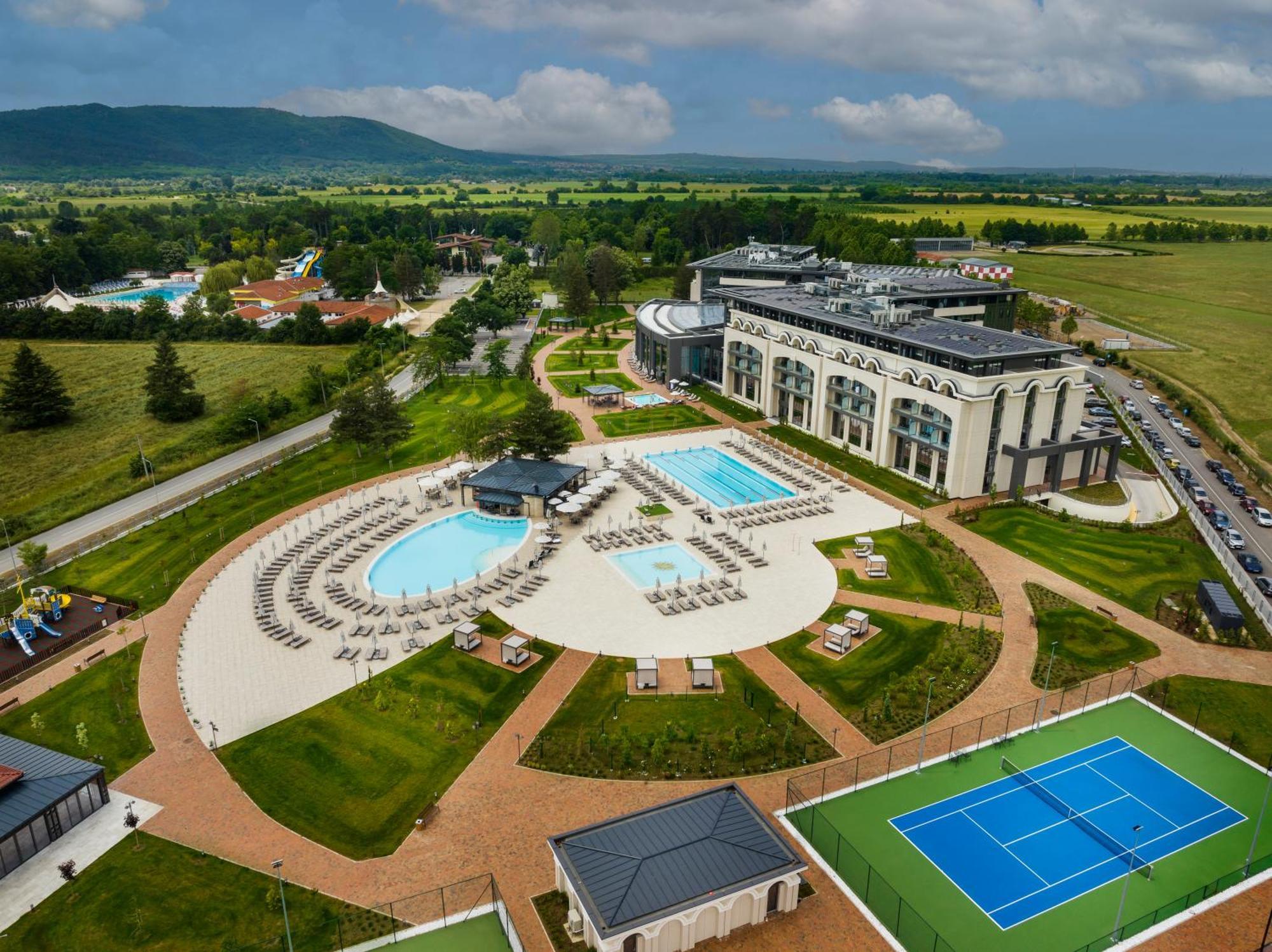 Kings' Valley Medical & Spa Hotel Kazanlŭk 외부 사진