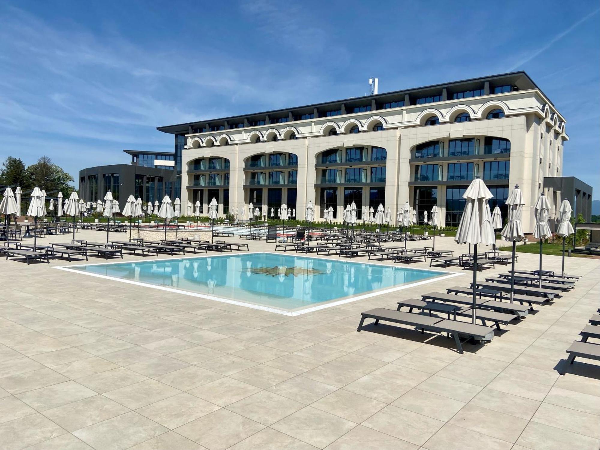 Kings' Valley Medical & Spa Hotel Kazanlŭk 외부 사진