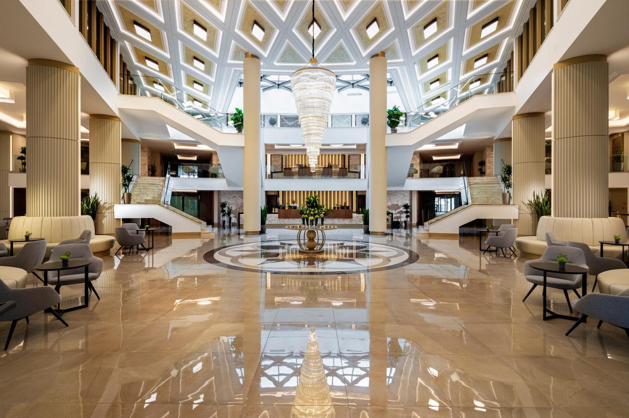 Kings' Valley Medical & Spa Hotel Kazanlŭk 외부 사진 Lobby