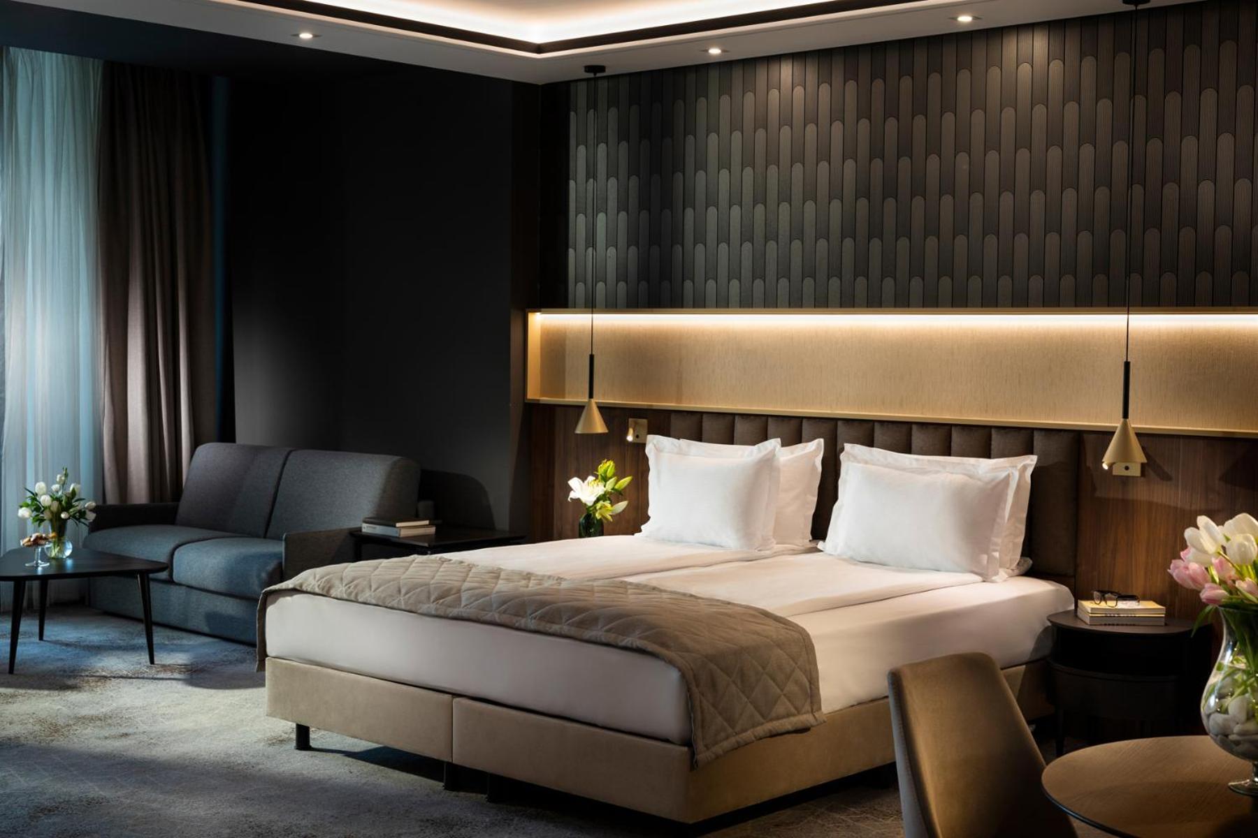 Kings' Valley Medical & Spa Hotel Kazanlŭk 외부 사진 A room at the hotel